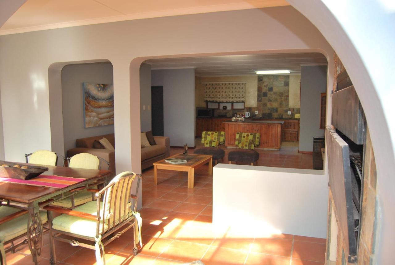 14 Cluster House & Studio George Extérieur photo